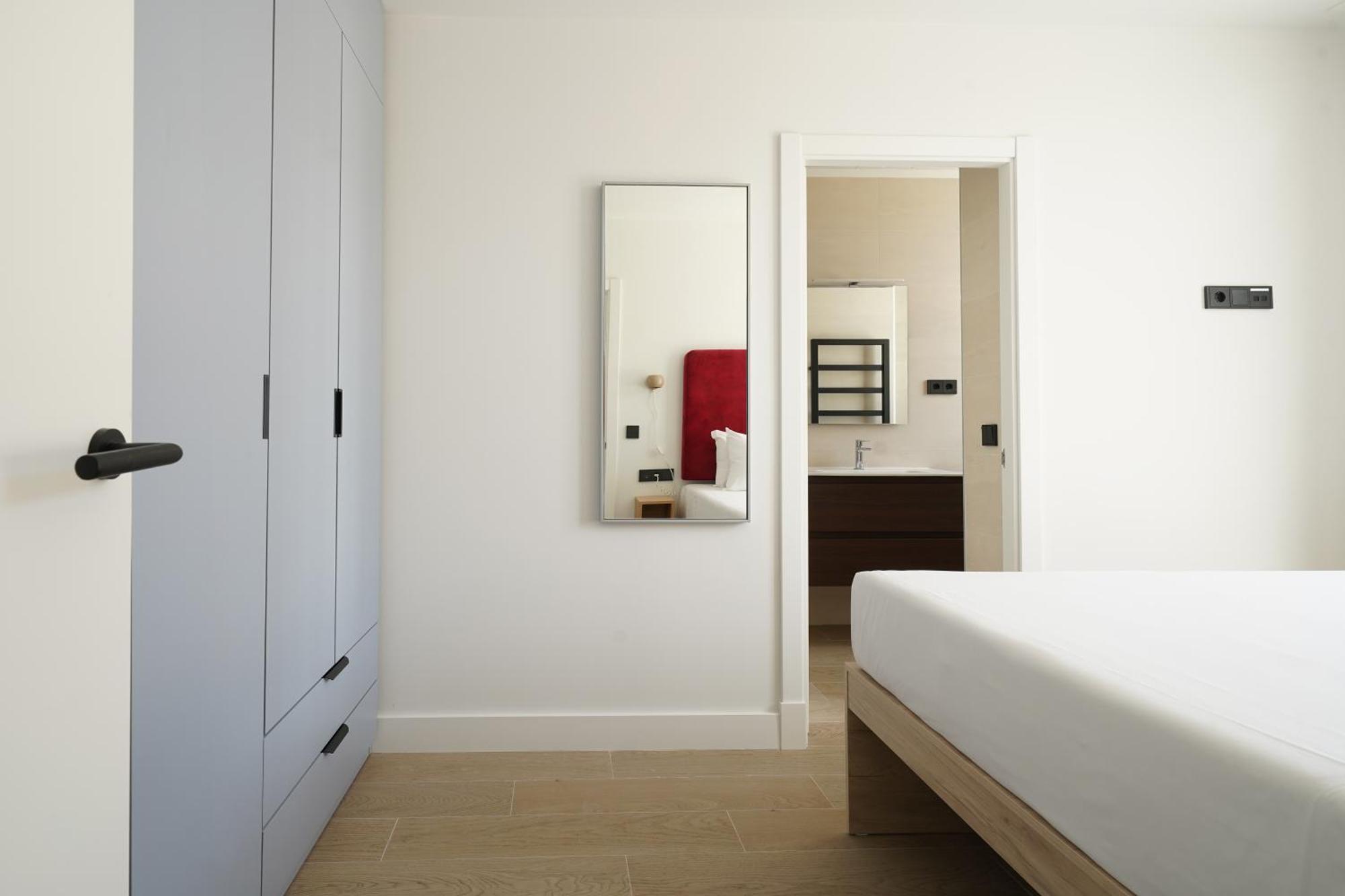 Numa Madrid Sol Aparthotel ภายนอก รูปภาพ