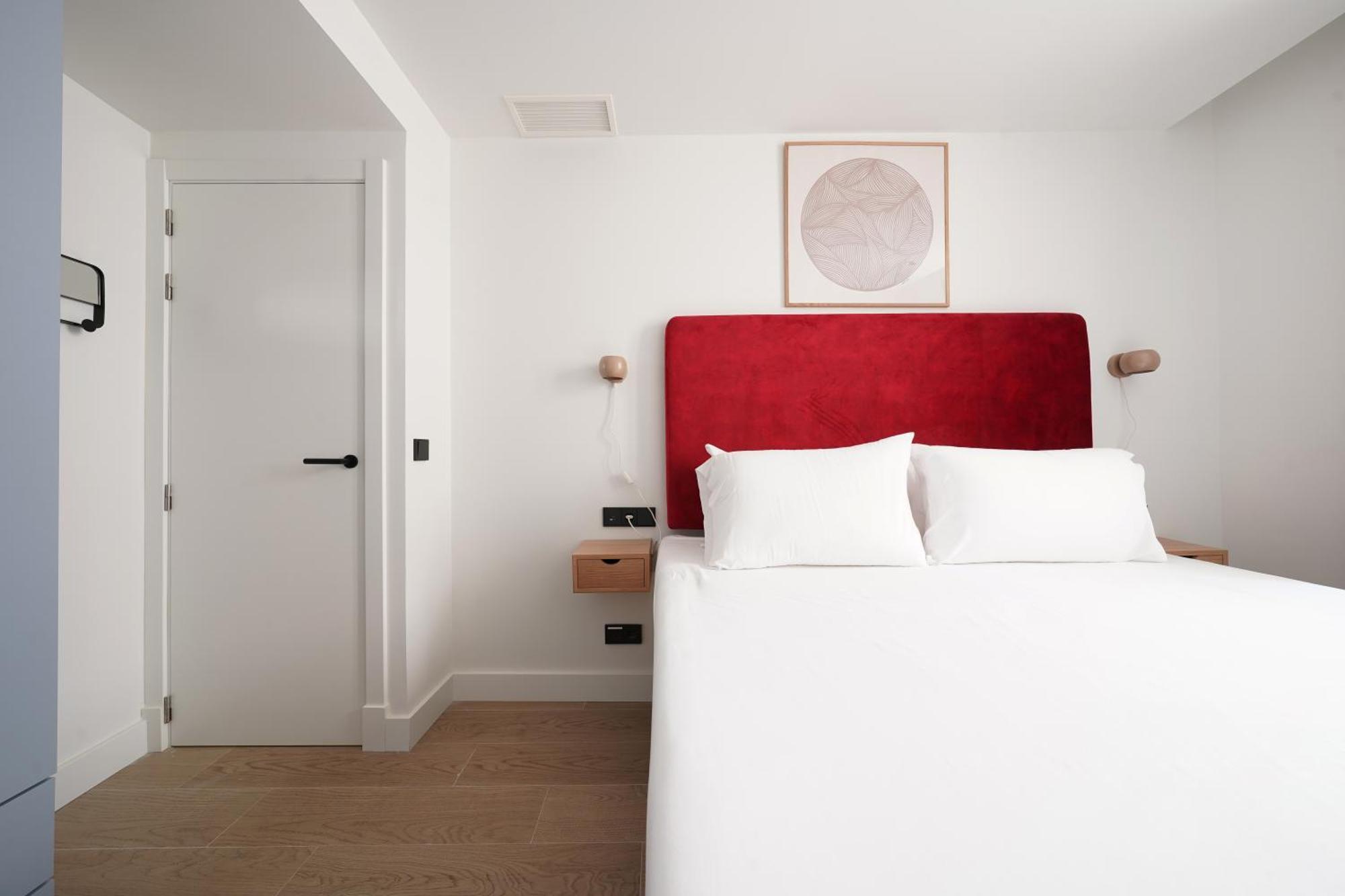 Numa Madrid Sol Aparthotel ภายนอก รูปภาพ